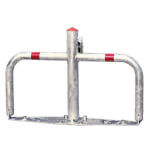 Parkbügel mit Profilzylinder verschiedenschließend kippbar zum Aufdübeln über Bodenplatte