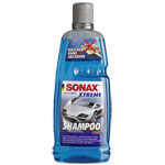 sonax xtreme Shampoo 2 in 1, Reinigung von lackierten Oberflächen, Metall, Kunststoff und Gummi,