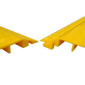 Kunststoffkabelbrcke gelb mit zwei Kabelkanlen