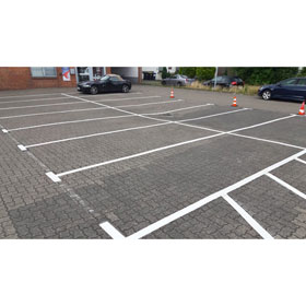 PREMARK thermoplastische Bodenmarkierung E-Auto Parkplatz, zur Kennzeichnung von Parkflächen